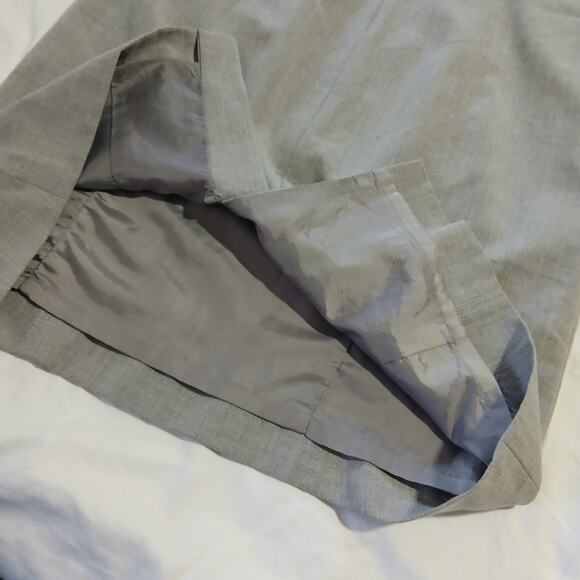 Calvin Klein size 6 sleeveless sheath in dove grey kick pleat classic design - Picture 5 of 14